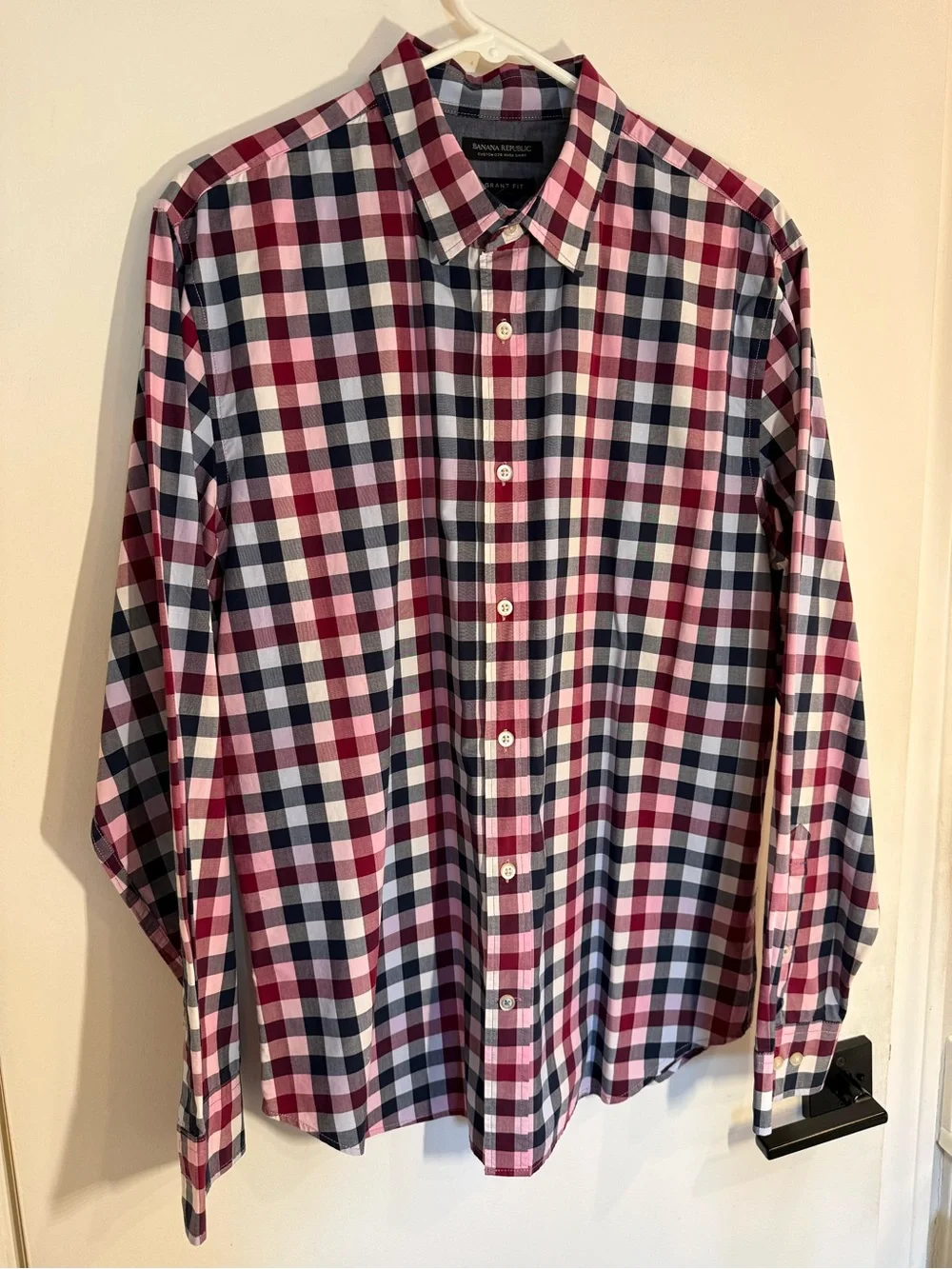 Banana Republic Men's Long-Sleeve Plaid Button-Down in Red, Navy & White